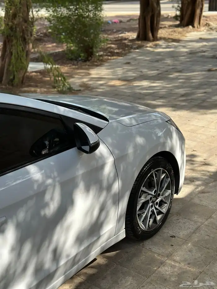 اللنترا وارد كوريا بنزين 2020 14