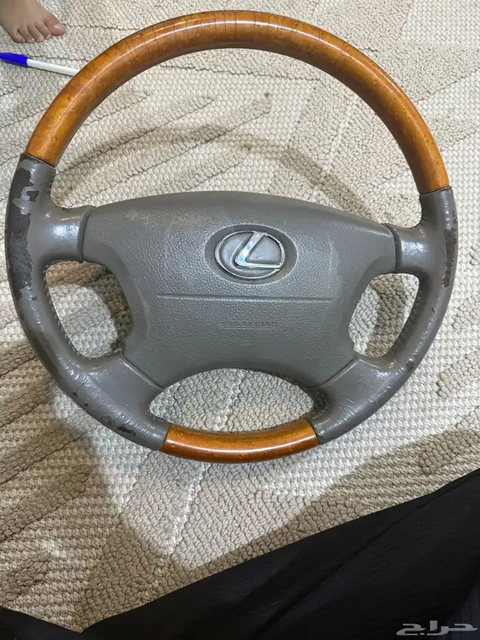 للبيع طارة مع الارباق لكزس Ls430 مديل 2004-2006 2