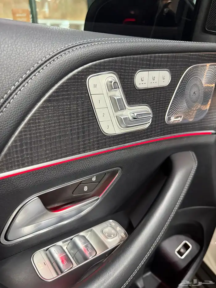 مرسيدس GLE53 AMG نايت بكج 38