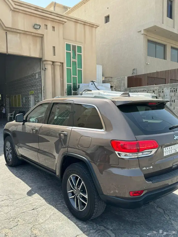 جيب جراند شروكي 2019 بحالة الوكااالة 3