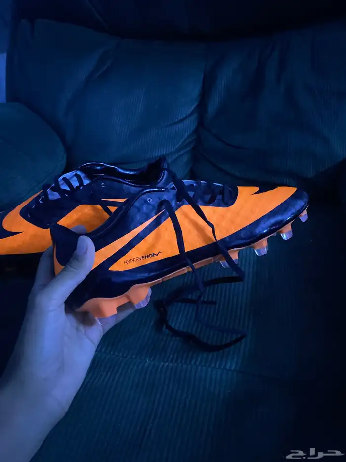 بوت نيمار سبب البيع مقاسي 42 وطلبت 41 وطلع مو مقاسي 3