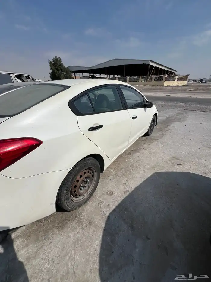 سيراتو 2015 بيع قطع غيار 3