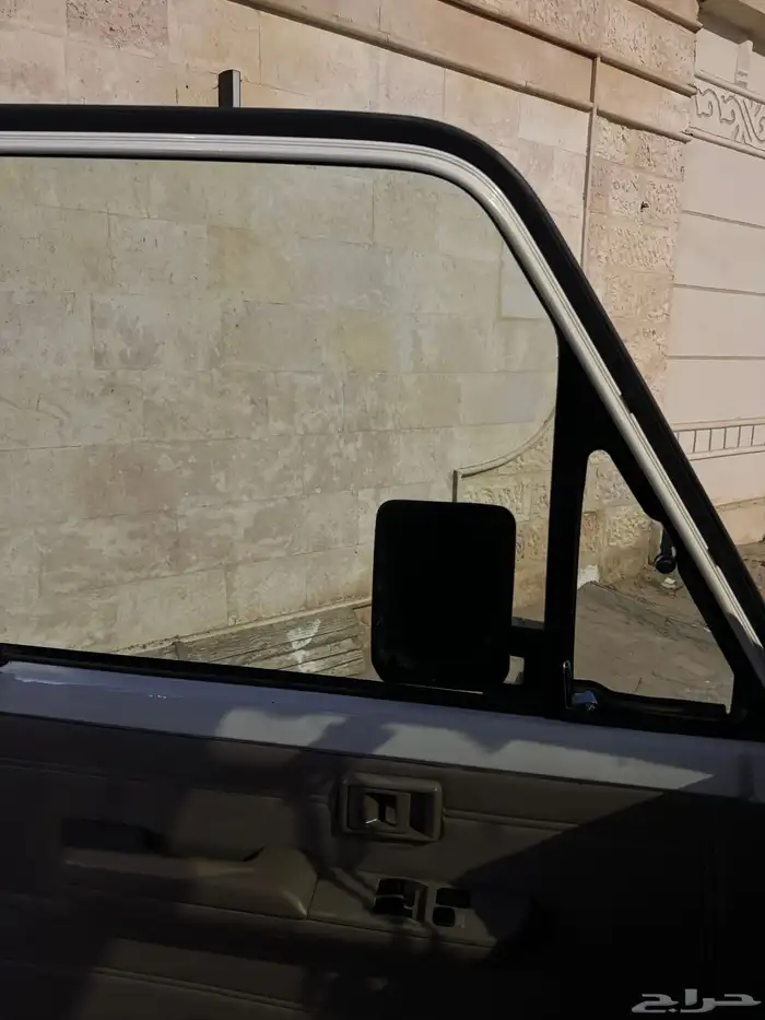 قزاز ربع للبدل بقزاز بوليسي 0