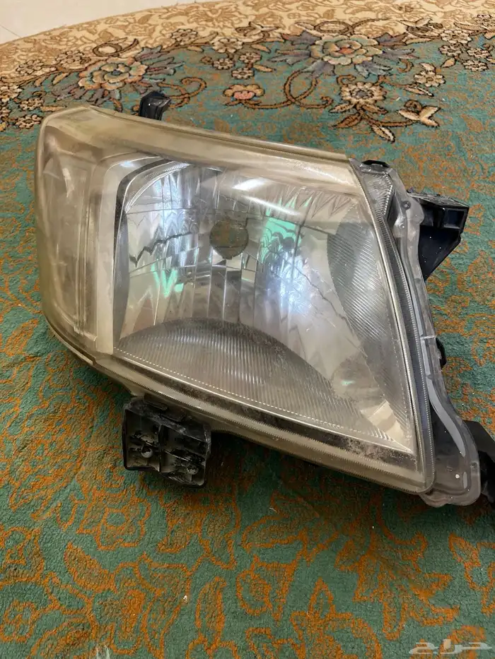 للبيع شمعات تايوتا هايلوكس من 2012 الى 2015 وكاله 0