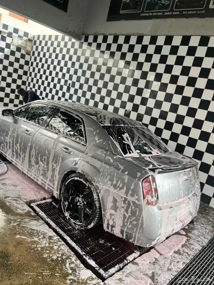 كرايسلر موديل 2014 srt 5