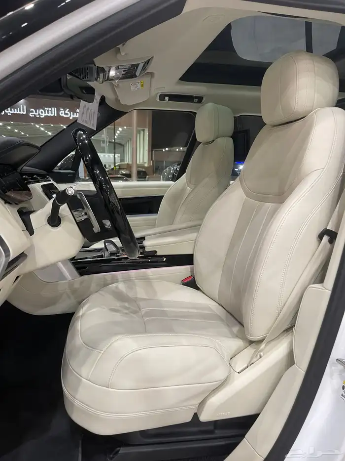 رنج روفر HSE V6 فل اوبشن 2023 6