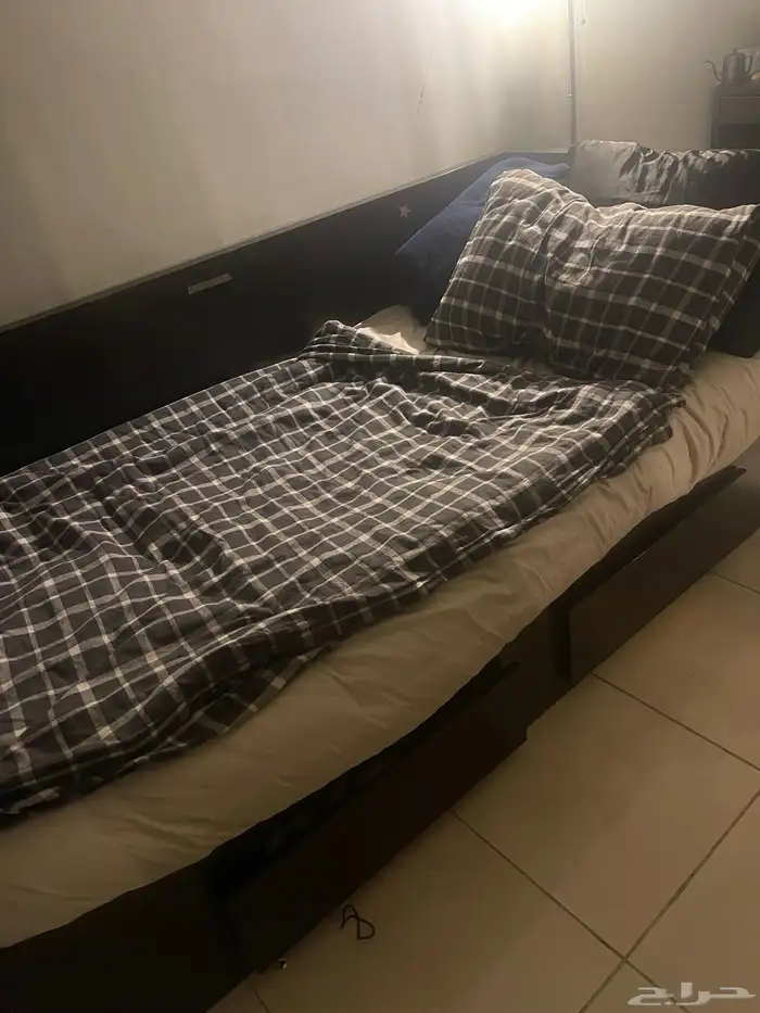 سرير ايكيا بادراج 0