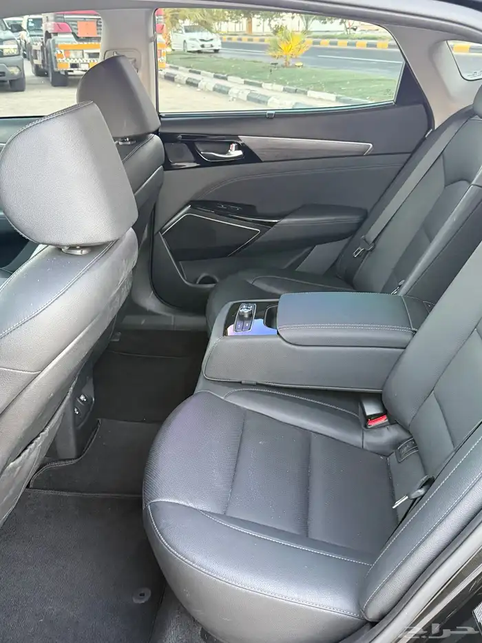 كيا K7 2020 نص فل بطاقة جمركية 13