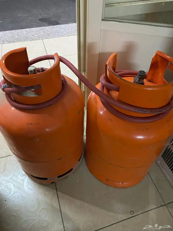 أسطوانات غاز عدد 4 1