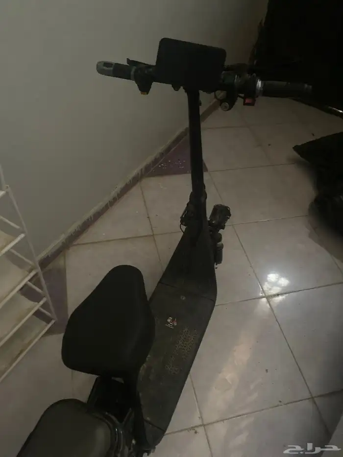 اسكوتر ل بيع كل شي صلحان ماعدا مشبك اشحن و الكفر الأمامي 2