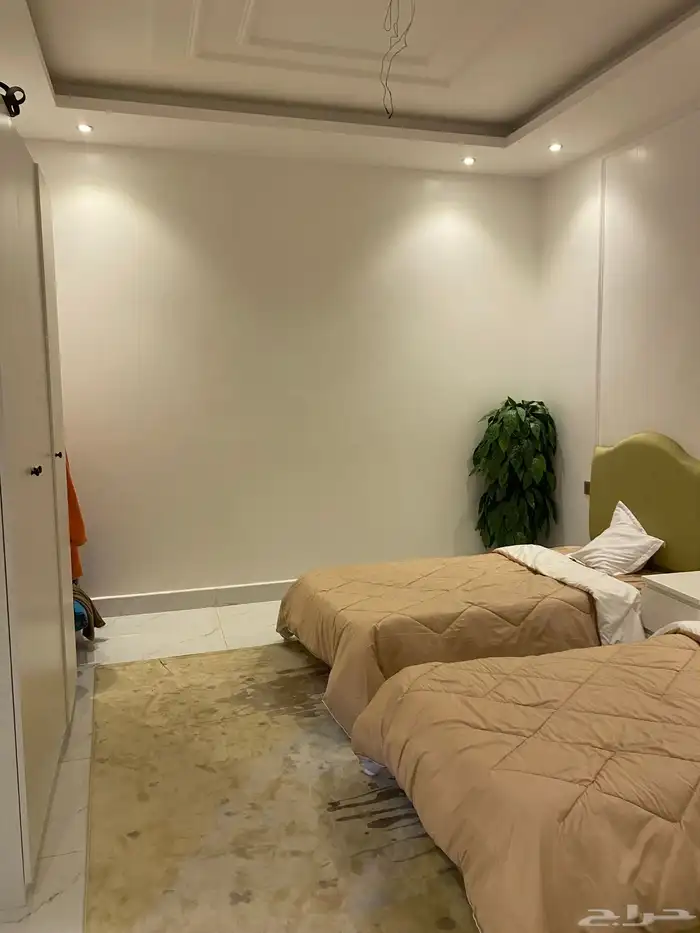 فيلا للبيع   حي الرمال الذهبي (موقع مميز) 15