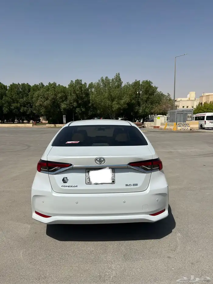 للبيع كورولا 2023 البدي وكالة 4