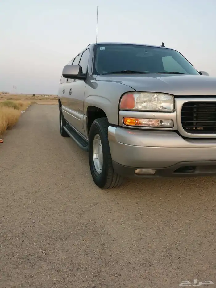 2006 يوكن XL مستعملة للبيع قير أوتوماتيك بنزين ممشى 18