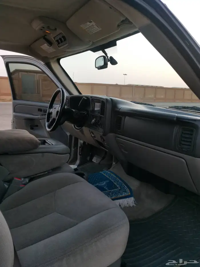 2006 يوكن XL مستعملة للبيع قير أوتوماتيك بنزين ممشى 7