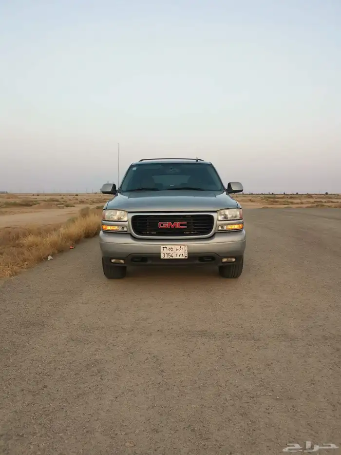 2006 يوكن XL مستعملة للبيع قير أوتوماتيك بنزين ممشى 15