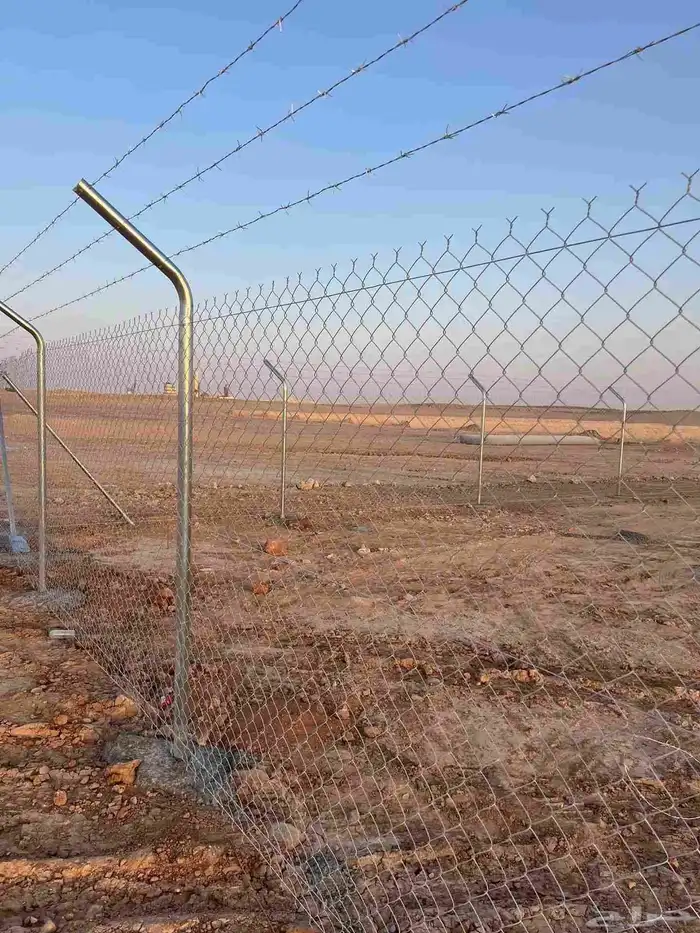 تركيب الشبوك باجميع أنواعها ومقاساتها والسياجات 8