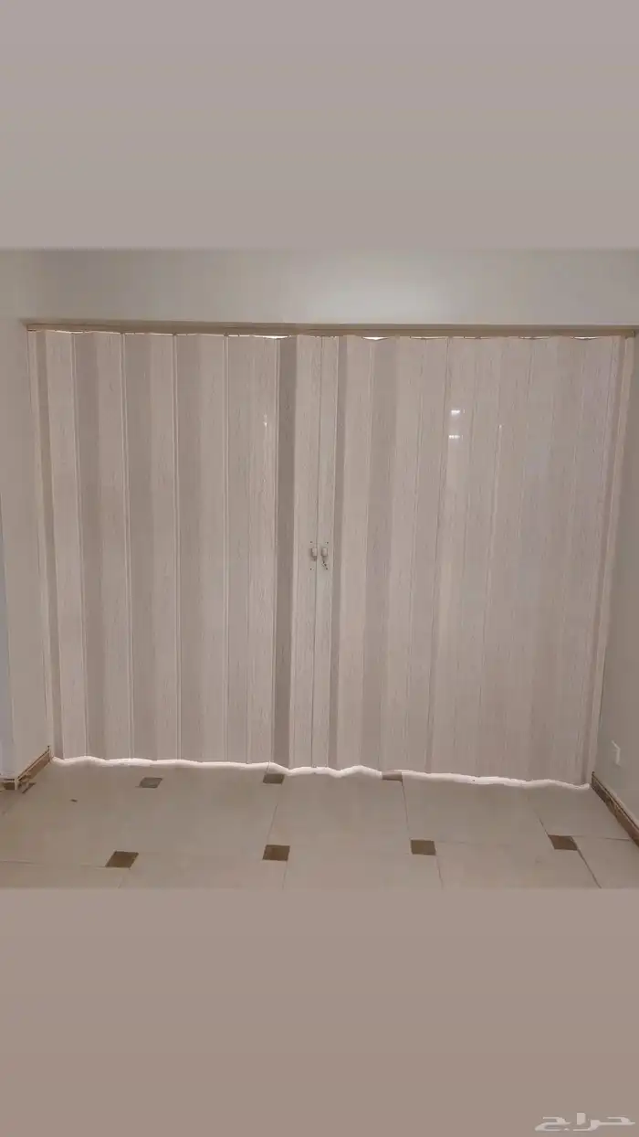 ابواب اكورديون سحاب بلاستيك وجلد 1