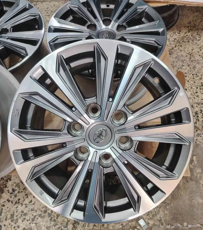 جنوط هايلكس دبل اصلي وكاله مقاس 17 مديل 2023 3