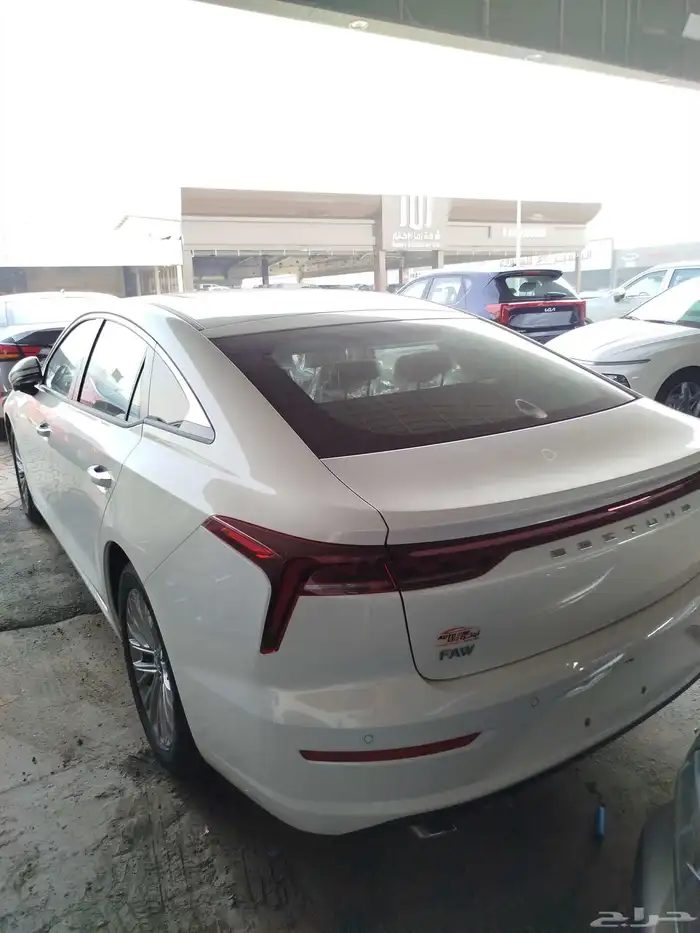 فاو بيستون B70 جديدة للبيع قير اوتوماتيك 2