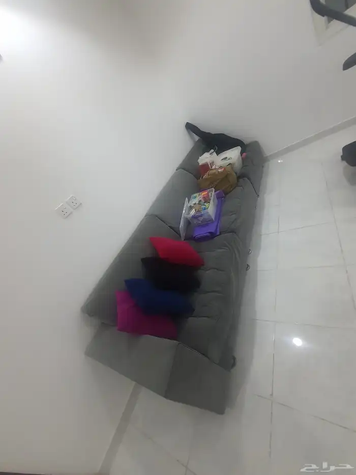 ثلاث اطقم كنب للبيع 3