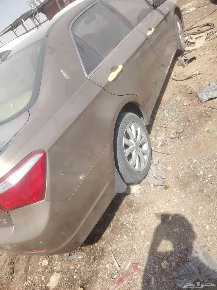 قطه غيار بي واي دي BYD S7 S6 F7 10