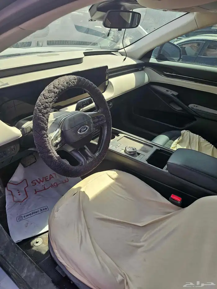 فورد تورس2023 نص فل قطع تشليح 4