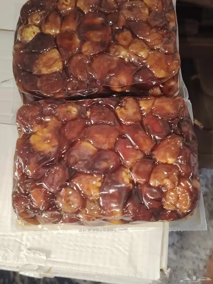يوجد تمر سكري واخلاص للبيع 3