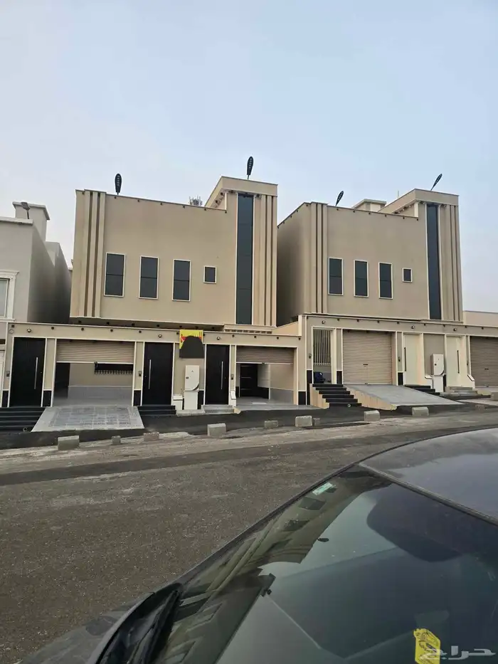 للبيع روف علوى وارضى بحوش ومدخل سياره شمال التضامن 0