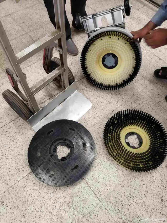 فرشة جلاية. بلاط. سجاد. تنظيف مغاسل مساجد 0