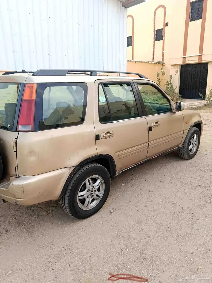 هوندا CR-V 2000 مفحوصة ومجدد مكينة وجيربوكس ومكيف كلها تمام 2