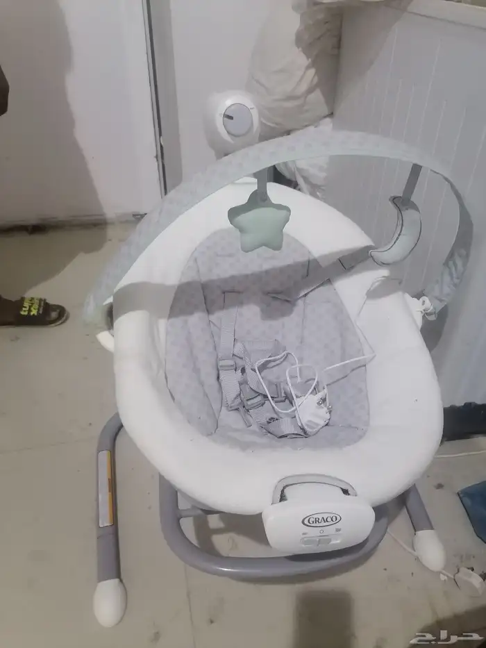 سرير اطفال هزاز كهرباء 2