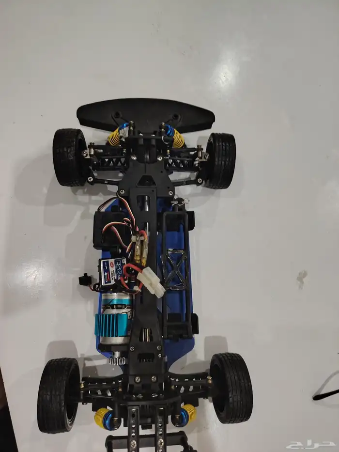 سيارة سباق RS4 1