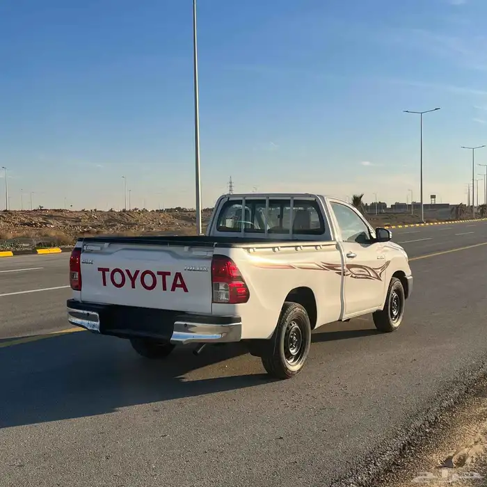 تويوتا هايلوكس glx غمارة 3