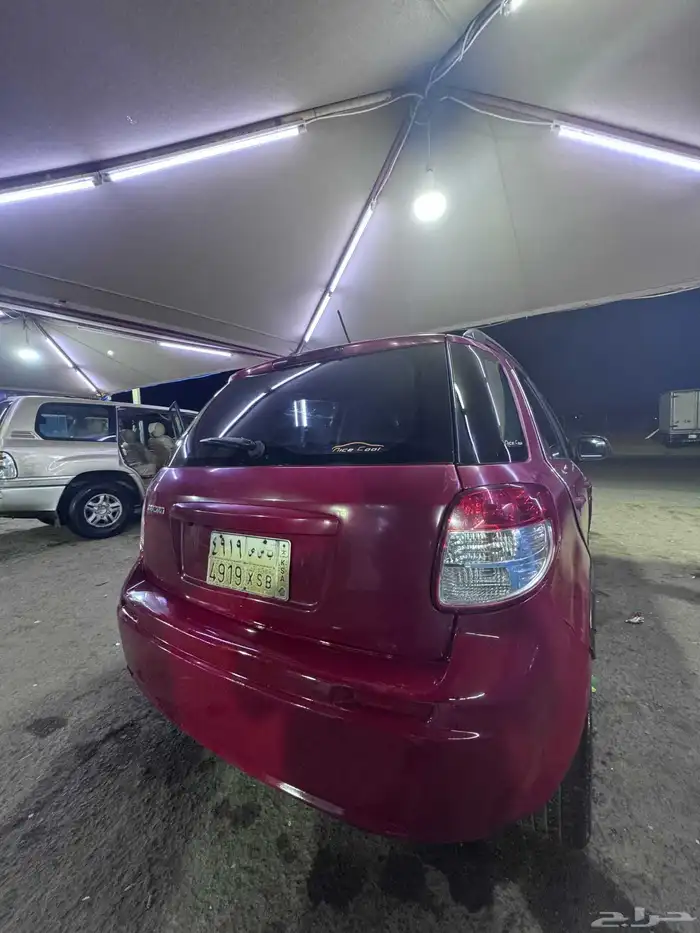 سوزوكي SX4 2010 6
