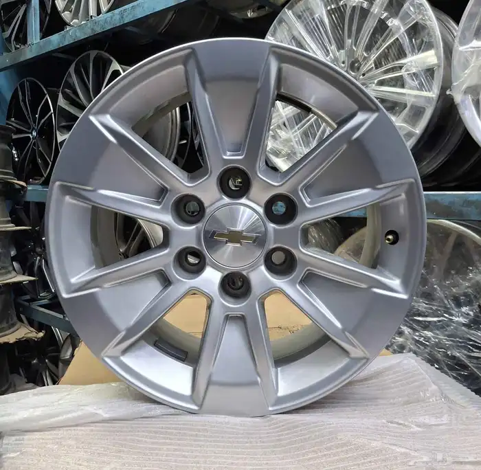 جنوط سلفرادو كويتي مقاس 17 اصلي وكاله موديل 2025 0