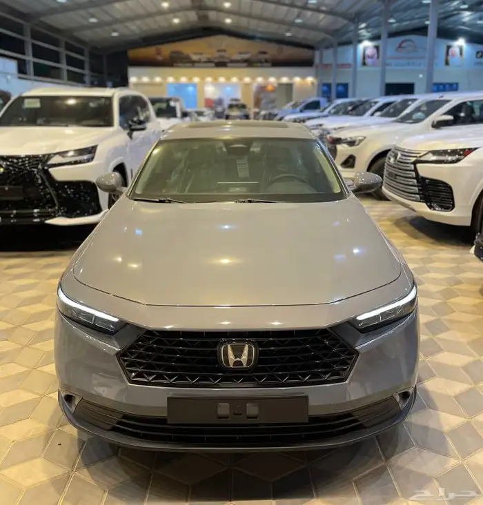هوندا اكورد 2025 نص فل فقط ب 126000 0