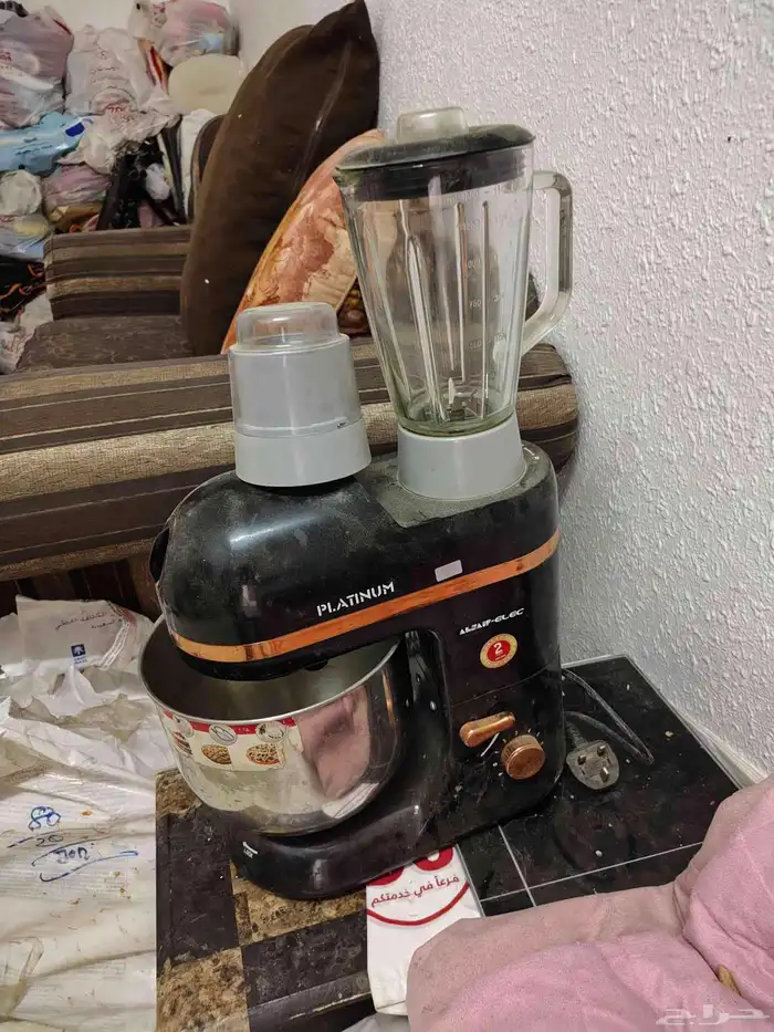 عجانه وخلاط وسحان للبيع 1