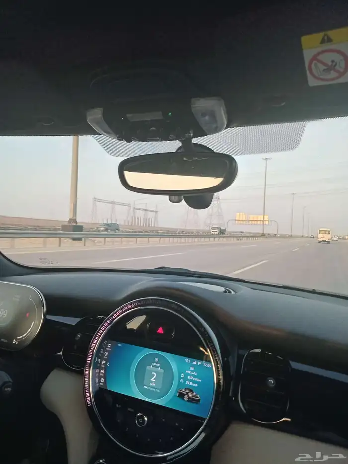 سايق عاطل عن العمل موجود في الرياض 0