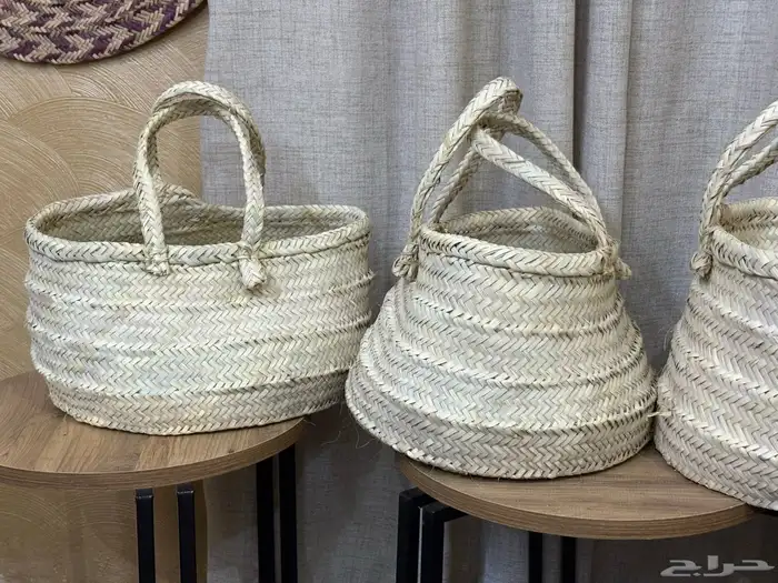 خزف صناعه يدويه بسعف النخل ويوجد كميات كبيرة. 30