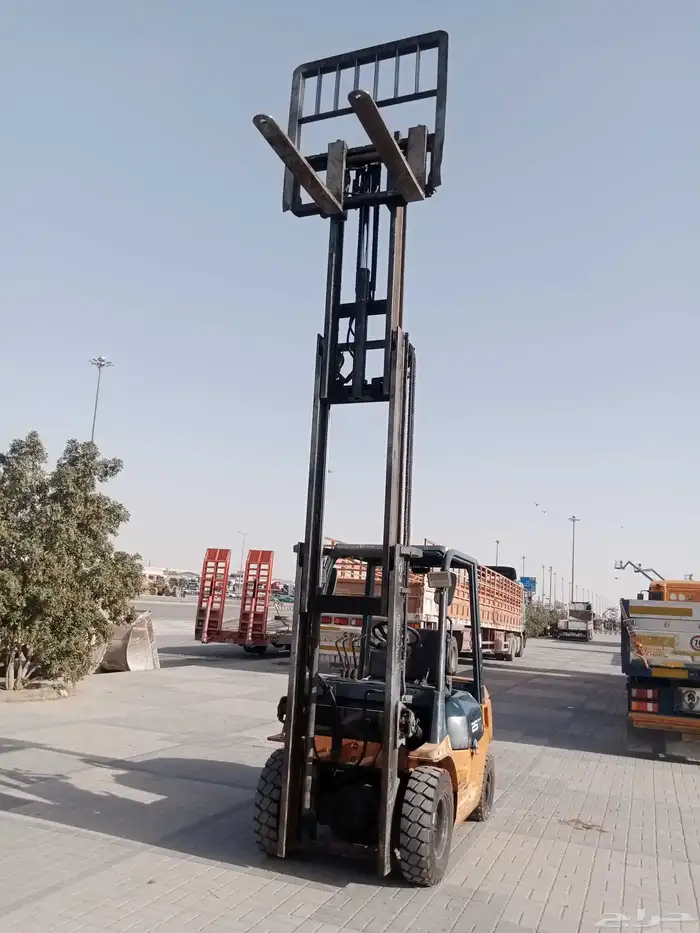 رافعه شوكيه للبيع 2 طن ونص قصير  طويل كنتينر ثلاث حركات 2