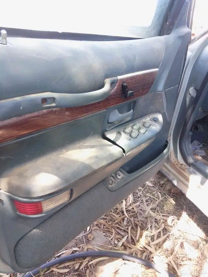 مكينة وقير فورد من96 -2005 نظيفه جدا 2