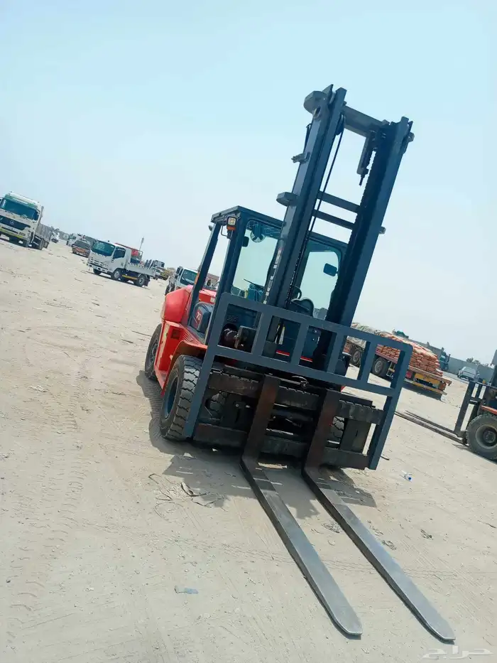 رافعه شوكيه سكين فوركليفت للايجار في جده 4