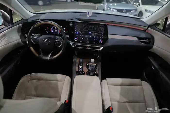 لكزس RX350 بانوراما BB 2024 شبه الجديد 12