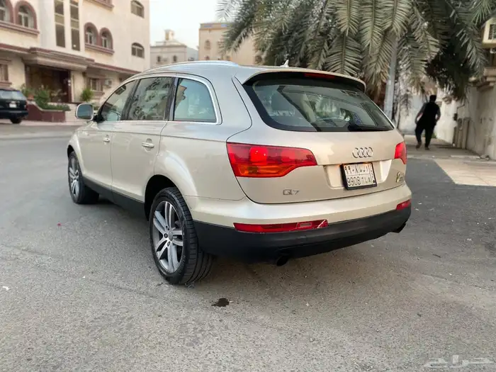 اودي كيو 7 2009 6