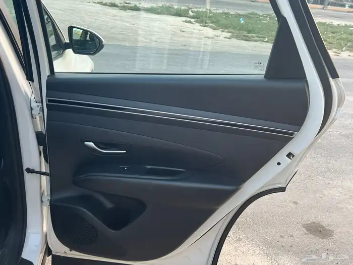 هونداي توسان 2022(ديزل)مكينة 2000CC دبل 17
