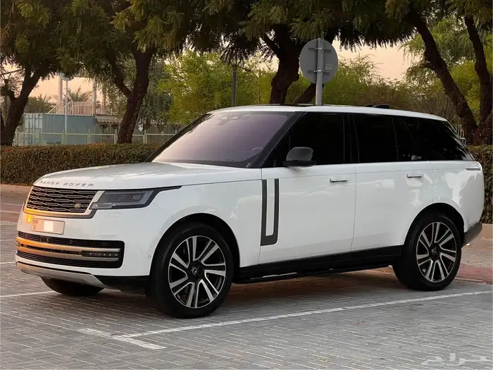 رنج روفر فوج موديل 2023 خليجي موجودة بدبي 0