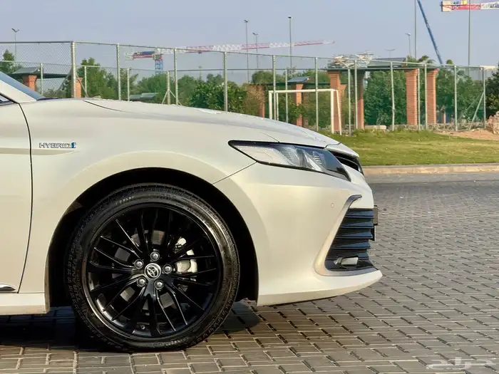 تويوتا كامري 2023 اصدار 40عام خاص 7