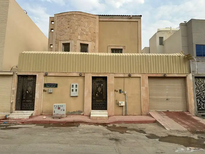 للبيع دور علوي بصك مستقل بحي الدار البيضاء 0