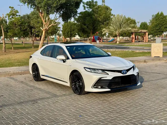 تويوتا كامري 2023 اصدار 40عام خاص 10