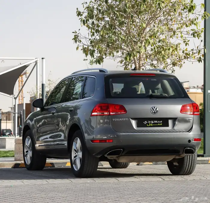 طوارق 2014 مالك اول من الوكالة Volkswagen Toureq 2014 4